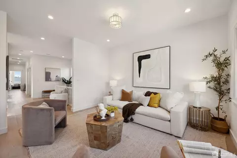 581 Arch St, San Francisco, CA 94132 photo 9
