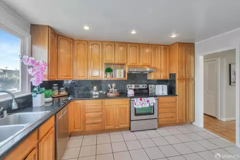 2001 48th Ave, San Francisco, CA 94116 photo 11