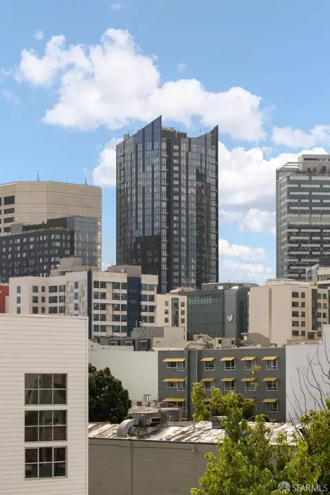 View/Area - 73 Sumner St #203, San Francisco, CA 94103 photo 7 of 8