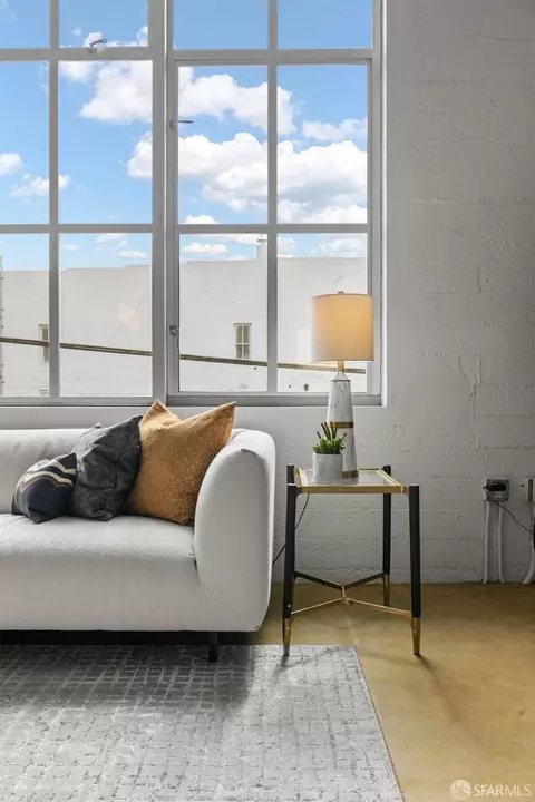 Living - 73 Sumner St #203, San Francisco, CA 94103 photo 4 of 4