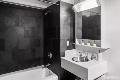 Bath - 73 Sumner St #203, San Francisco, CA 94103 photo 7 of 7