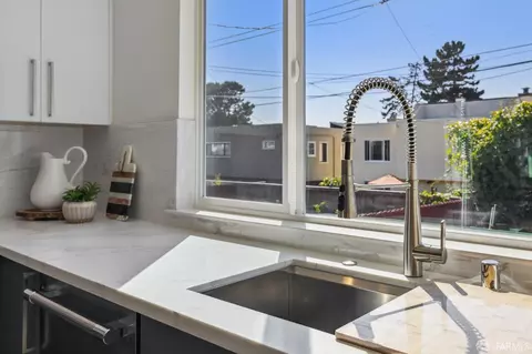 45 Springfield Dr, San Francisco, CA 94132 photo 16