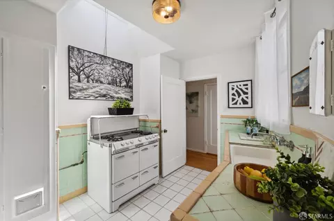 2586 36th Ave, San Francisco, CA 94116 photo 15