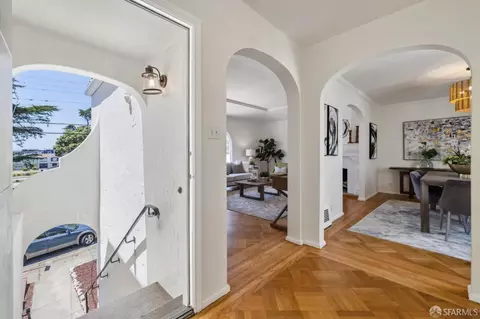 2586 36th Ave, San Francisco, CA 94116 photo 2