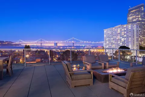 Exterior - 733 Front St #401, San Francisco, CA 94111 photo 13 of 37