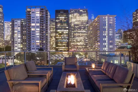 Exterior - 733 Front St #401, San Francisco, CA 94111 photo 15 of 37