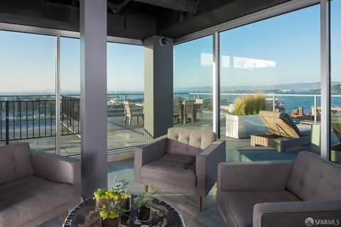 Exterior - 733 Front St #401, San Francisco, CA 94111 photo 6 of 37