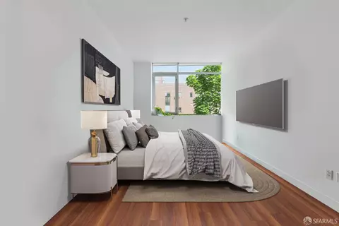 Bedroom - 733 Front St #401, San Francisco, CA 94111 photo 1 of 2