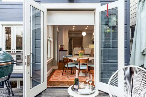 Exterior - 2960 Steiner St, San Francisco, CA 94123 photo 6 of 7