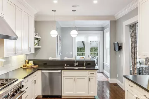 Kitchen - 2960 Steiner St, San Francisco, CA 94123 photo 4 of 4