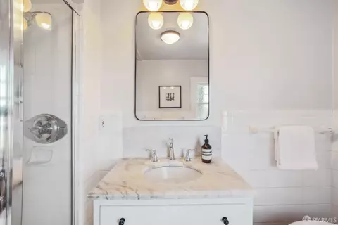 Bath - 2721 Pierce St, San Francisco, CA 94123 photo 2 of 2