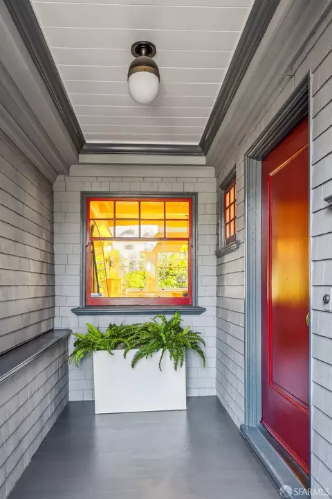 Exterior - 2721 Pierce St, San Francisco, CA 94123 photo 2 of 4