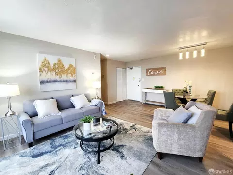 946 Stockton St #17C, San Francisco, CA 94108