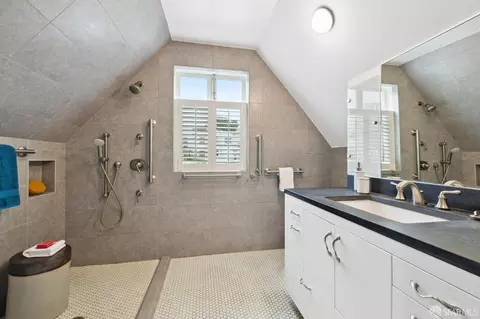 462 Hearst Ave, San Francisco, CA 94112 photo 33