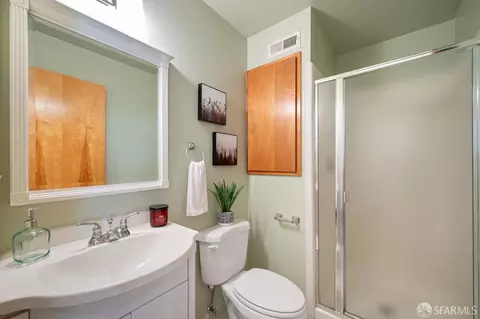 Bath - 60 Watt Ave, San Francisco, CA 94112 photo 3 of 3