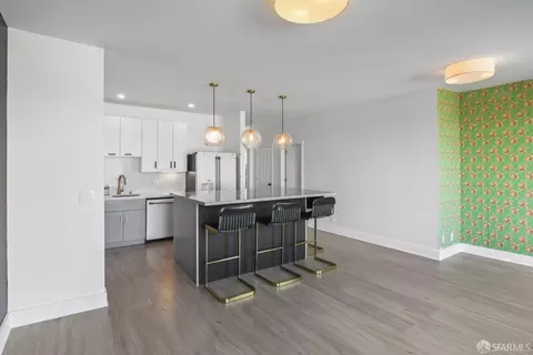 Kitchen - 672 Clipper St #1, San Francisco, CA 94114 photo 3 of 8