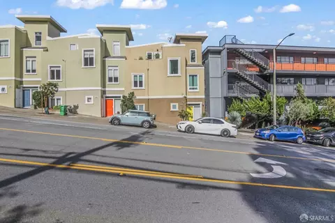 View/Area - 672 Clipper St #1, San Francisco, CA 94114 photo 2 of 4