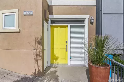 Entry Way - 672 Clipper St #1, San Francisco, CA 94114 photo 5 of 5