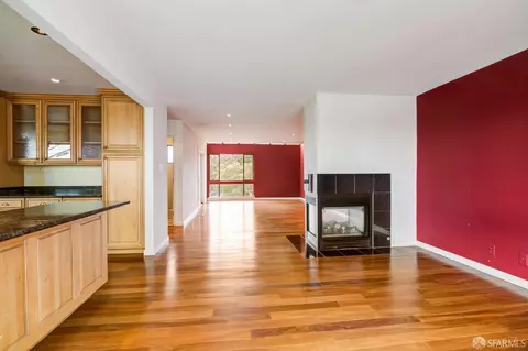Living - 70 Hiliritas Ave, San Francisco, CA 94131 photo 3 of 5