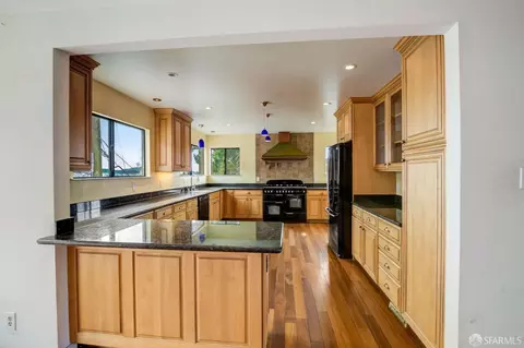Kitchen - 70 Hiliritas Ave, San Francisco, CA 94131 photo 5 of 5