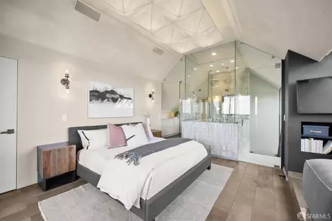 Bedroom - 8 Carmel St, San Francisco, CA 94117 photo 5 of 16