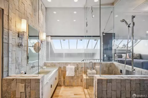 Bath - 8 Carmel St, San Francisco, CA 94117 photo 4 of 8
