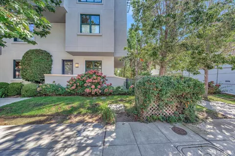 222 8th Ave #104, San Mateo, CA 94401