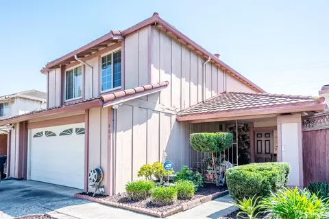 Exterior - 405 Cape Cod Dr, San Leandro, CA 94578 photo 3 of 8