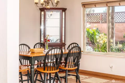 Dining - 405 Cape Cod Dr, San Leandro, CA 94578 photo 4 of 7