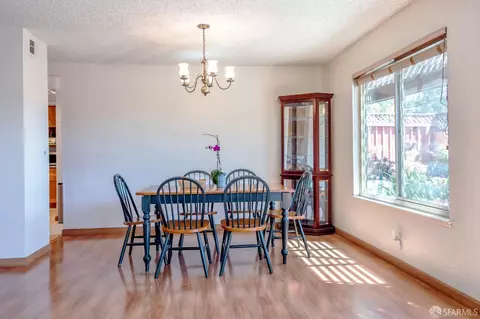 Dining - 405 Cape Cod Dr, San Leandro, CA 94578 photo 7 of 7