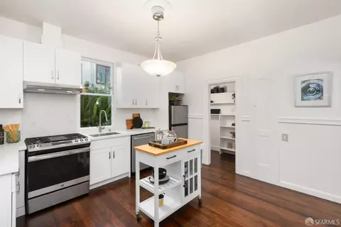 Kitchen - 1191 Noe St, San Francisco, CA 94114 photo 3 of 4