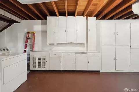 Exterior - 21 Rio Ct, San Francisco, CA 94127 photo 4 of 9