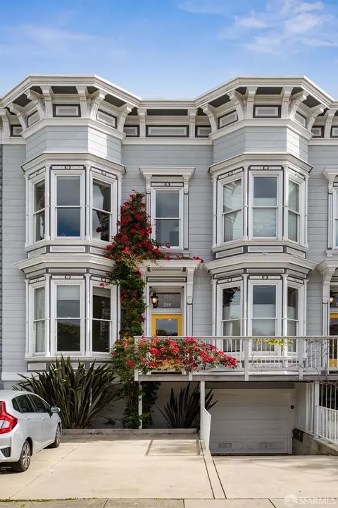 259 Bartlett St #A, San Francisco, CA 94110