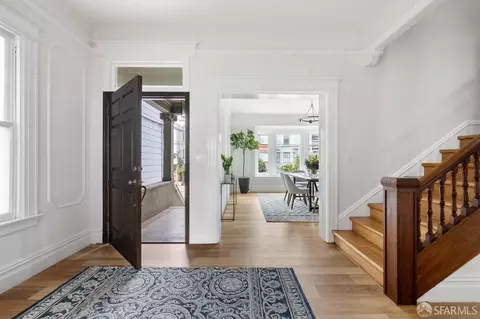 Entry Way - 264 3rd Ave, San Francisco, CA 94118 photo 1 of 2