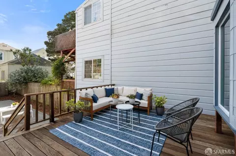 Exterior - 264 3rd Ave, San Francisco, CA 94118 photo 3 of 5
