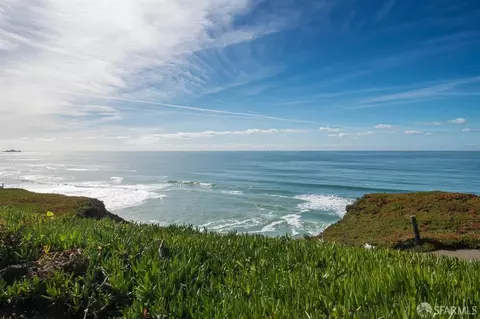 View/Area - 216 Palmetto Ave, Pacifica, CA 94044 photo 7 of 15