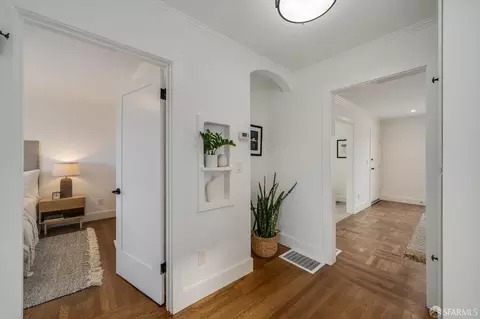 Entry Way - 1867 39th Ave, San Francisco, CA 94122 photo 1 of 2