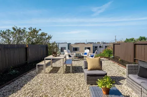 Exterior - 1867 39th Ave, San Francisco, CA 94122 photo 4 of 8