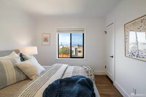 Bedroom - 1867 39th Ave, San Francisco, CA 94122 photo 5 of 7