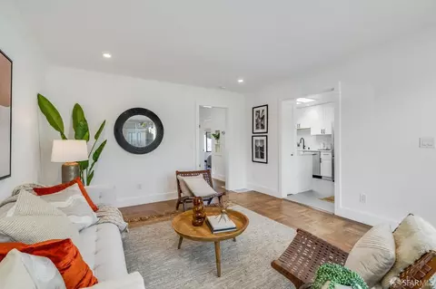 Living - 1867 39th Ave, San Francisco, CA 94122 photo 3 of 6