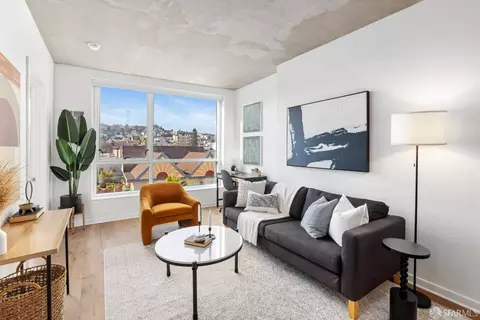 45 Bartlett St #517, San Francisco, CA 94110