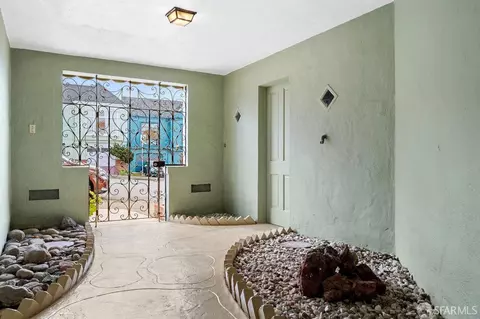 3224 Moraga St, San Francisco, CA 94122 photo 2