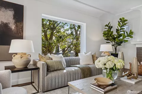 Living - 220 Magellan Ave, San Francisco, CA 94116 photo 4 of 8