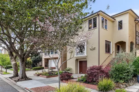 220 Magellan Ave, San Francisco, CA 94116