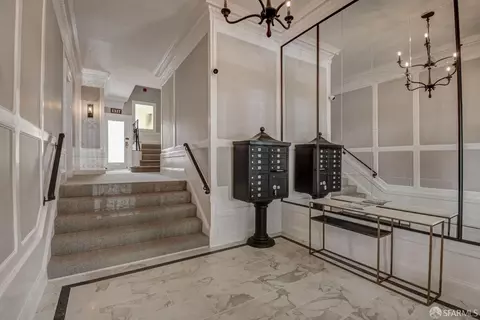 Entry Way - 2155 Buchanan St #2, San Francisco, CA 94115 photo 2 of 2
