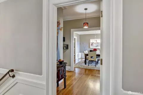 Entry Way - 2155 Buchanan St #2, San Francisco, CA 94115 photo 1 of 2