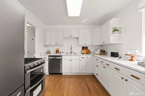 Kitchen - 1303 Hermosa Ave, Pacifica, CA 94044 photo 2 of 2