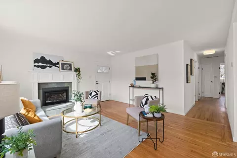 Living - 1303 Hermosa Ave, Pacifica, CA 94044 photo 4 of 4