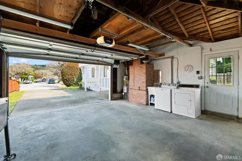 Exterior - 1303 Hermosa Ave, Pacifica, CA 94044 photo 6 of 10