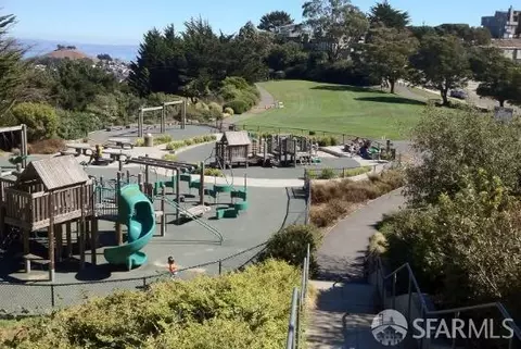 View/Area - 108 Everson St, San Francisco, CA 94131 photo 11 of 12